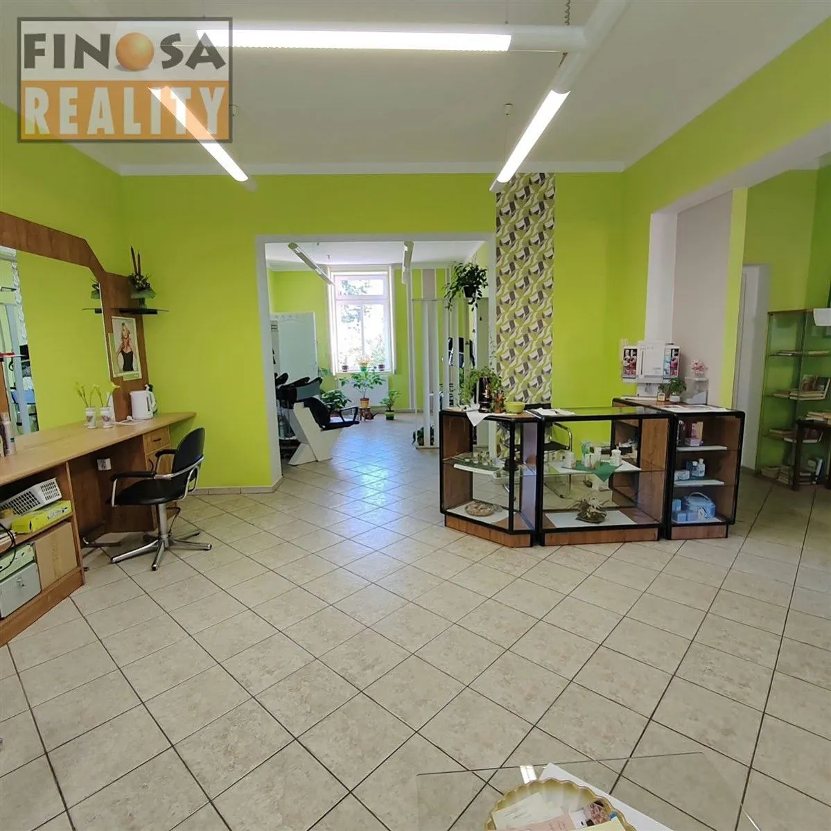 Pronájem obchodního prostoru 45 m²